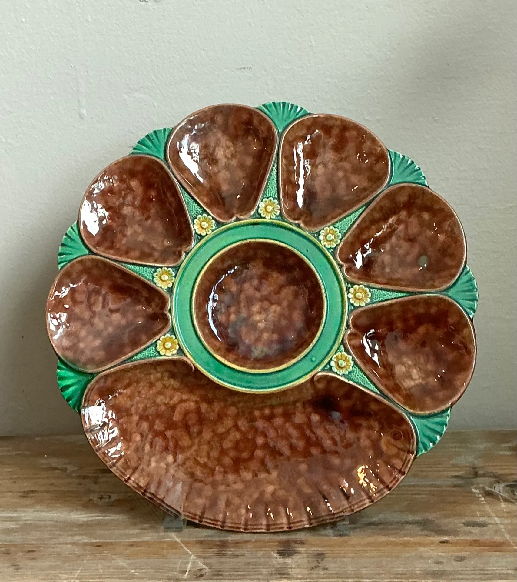 Vintage Brown and Green Majolica Oyster Plate — additional photo 1