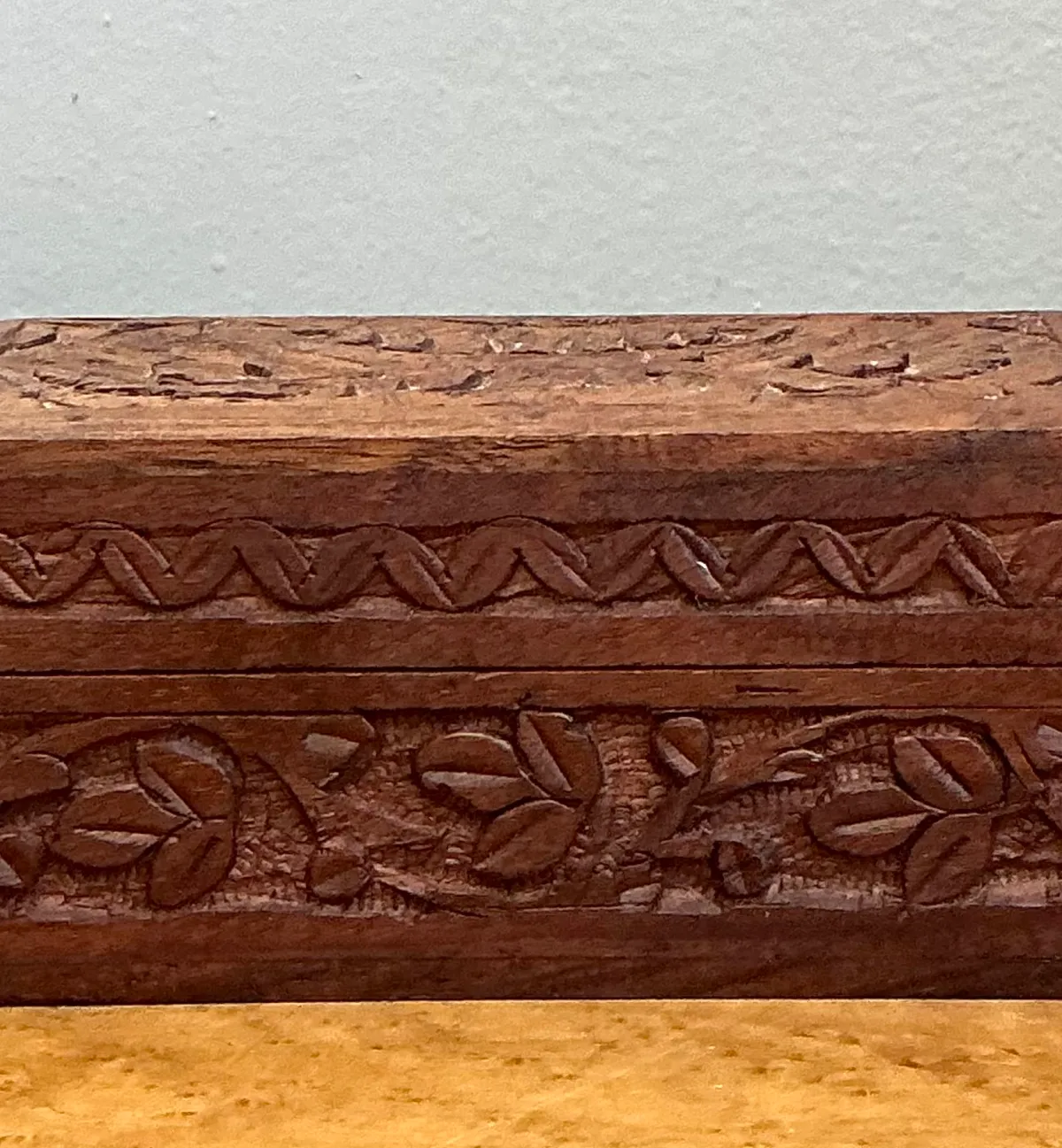 Vintage Carved Wood Trinket Box — additional photo 4