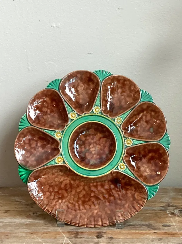 Vintage Brown and Green Majolica Oyster Plate — additional photo 5