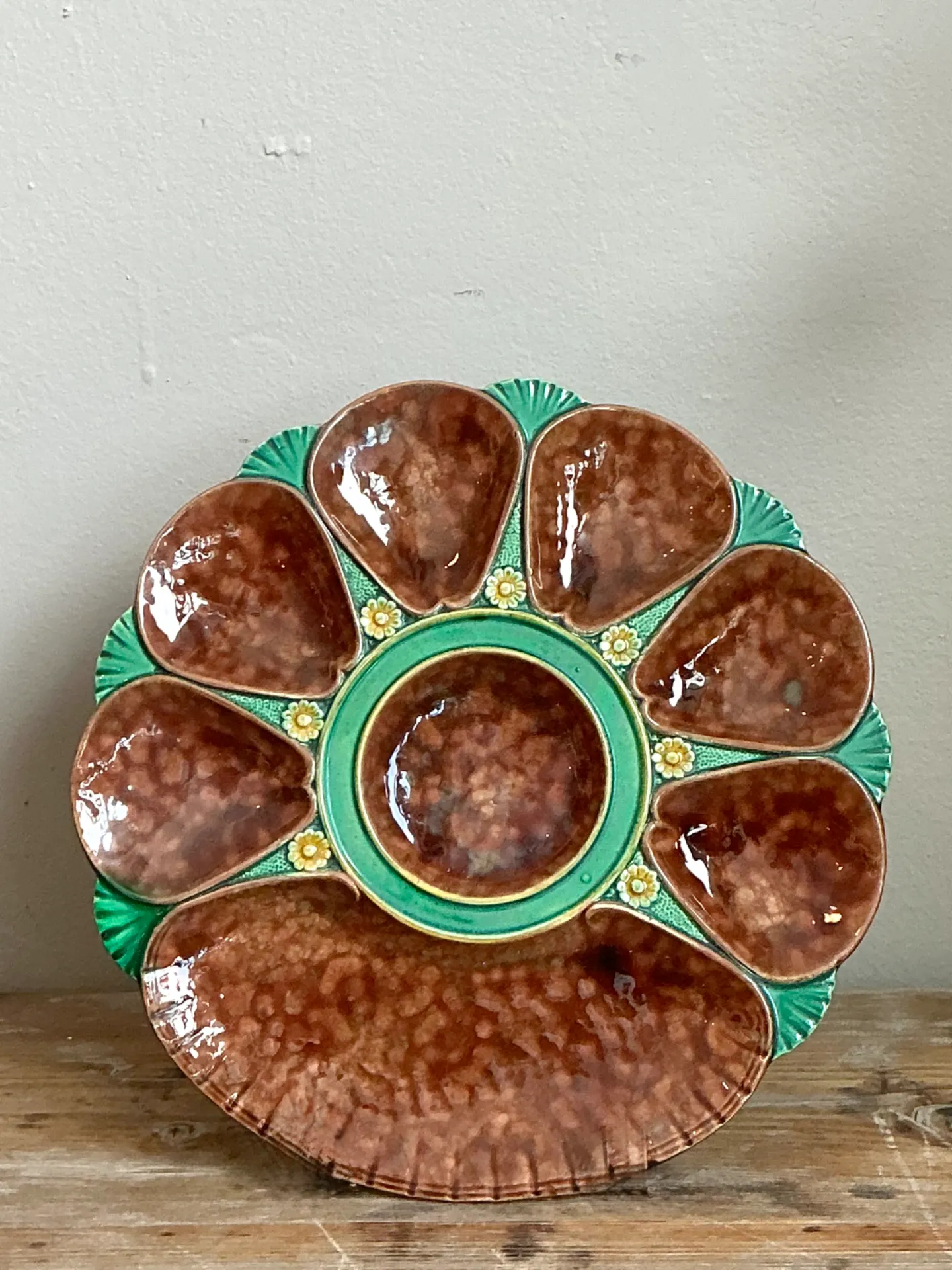 Vintage Brown and Green Majolica Oyster Plate — additional photo 2