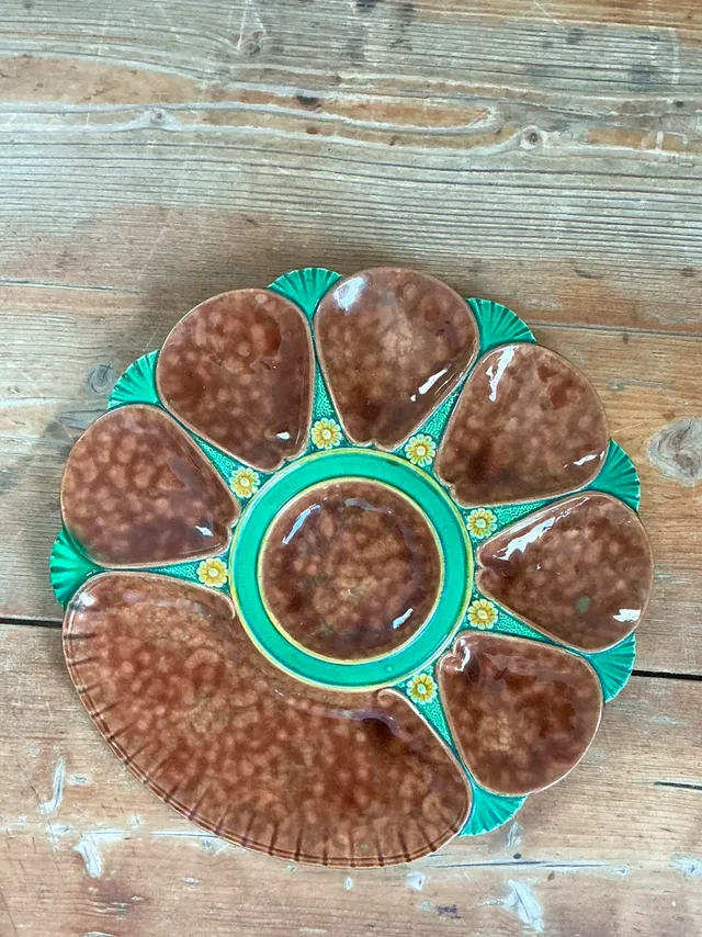Vintage Brown and Green Majolica Oyster Plate — additional photo 6