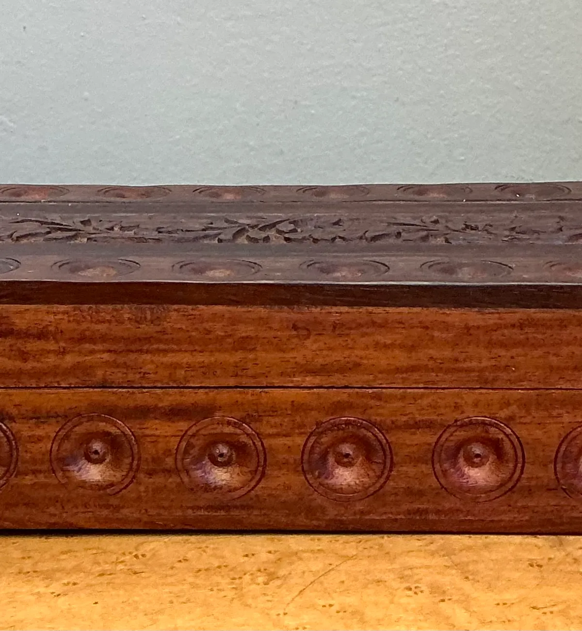 Vintage Carved Wood Trinket Box — additional photo 5