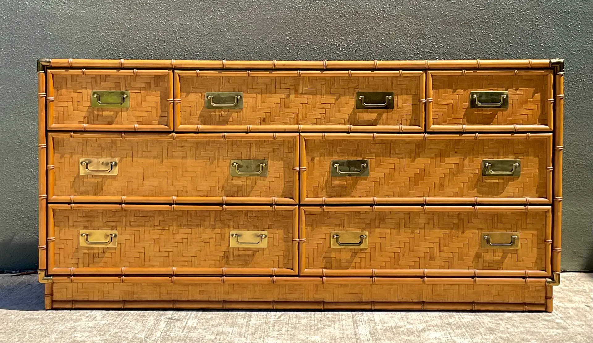Vintage Dixie Parquet Rattan Six-Drawer Dresser — additional photo 8