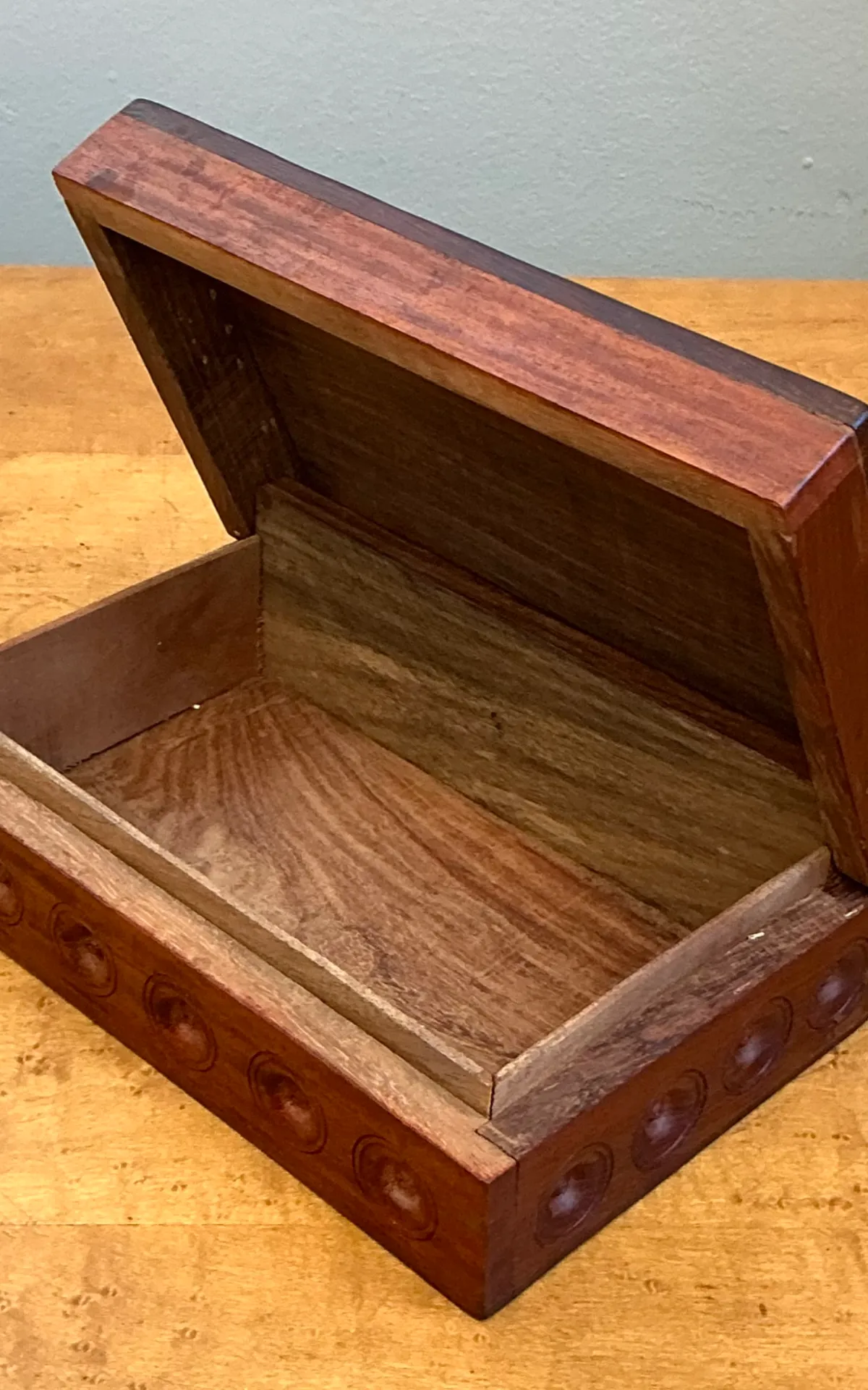 Vintage Carved Wood Trinket Box — additional photo 6