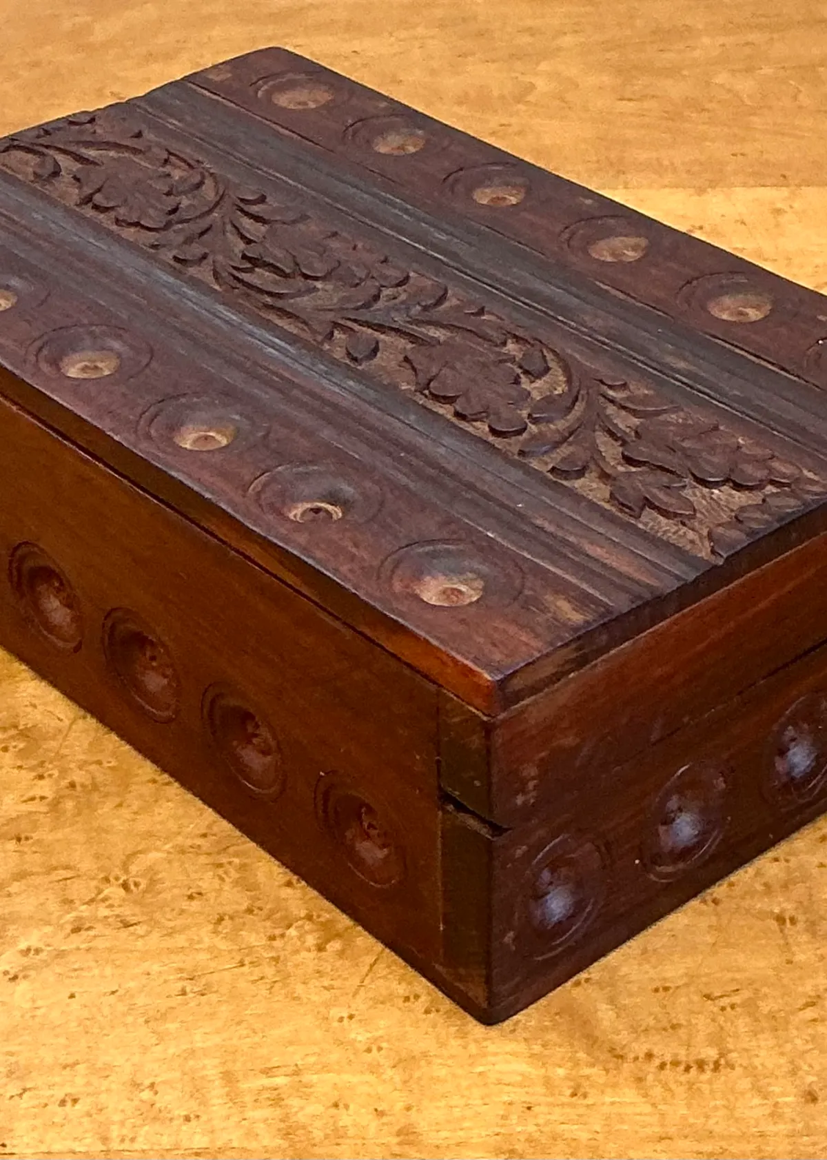 Vintage Carved Wood Trinket Box — additional photo 1