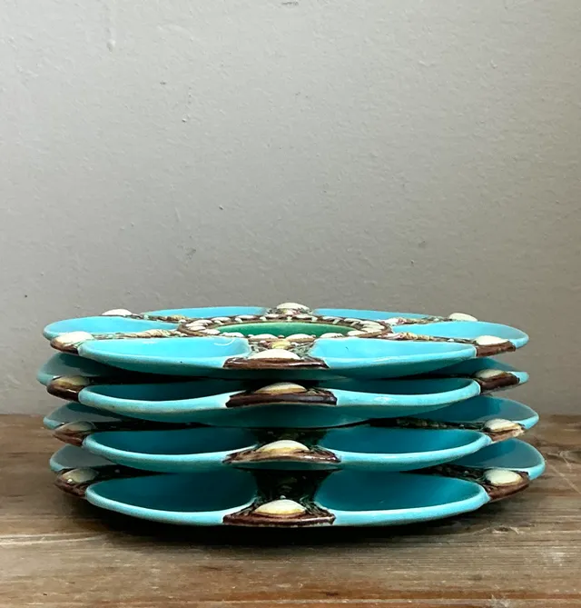 Vintage Minton Majolica Turquoise Oyster Plates - Set of Six — additional photo 1