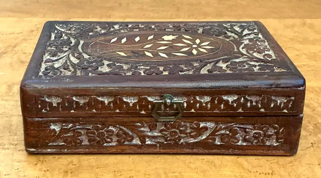 Vintage Inlaid Wood Trinket Box — additional photo 1