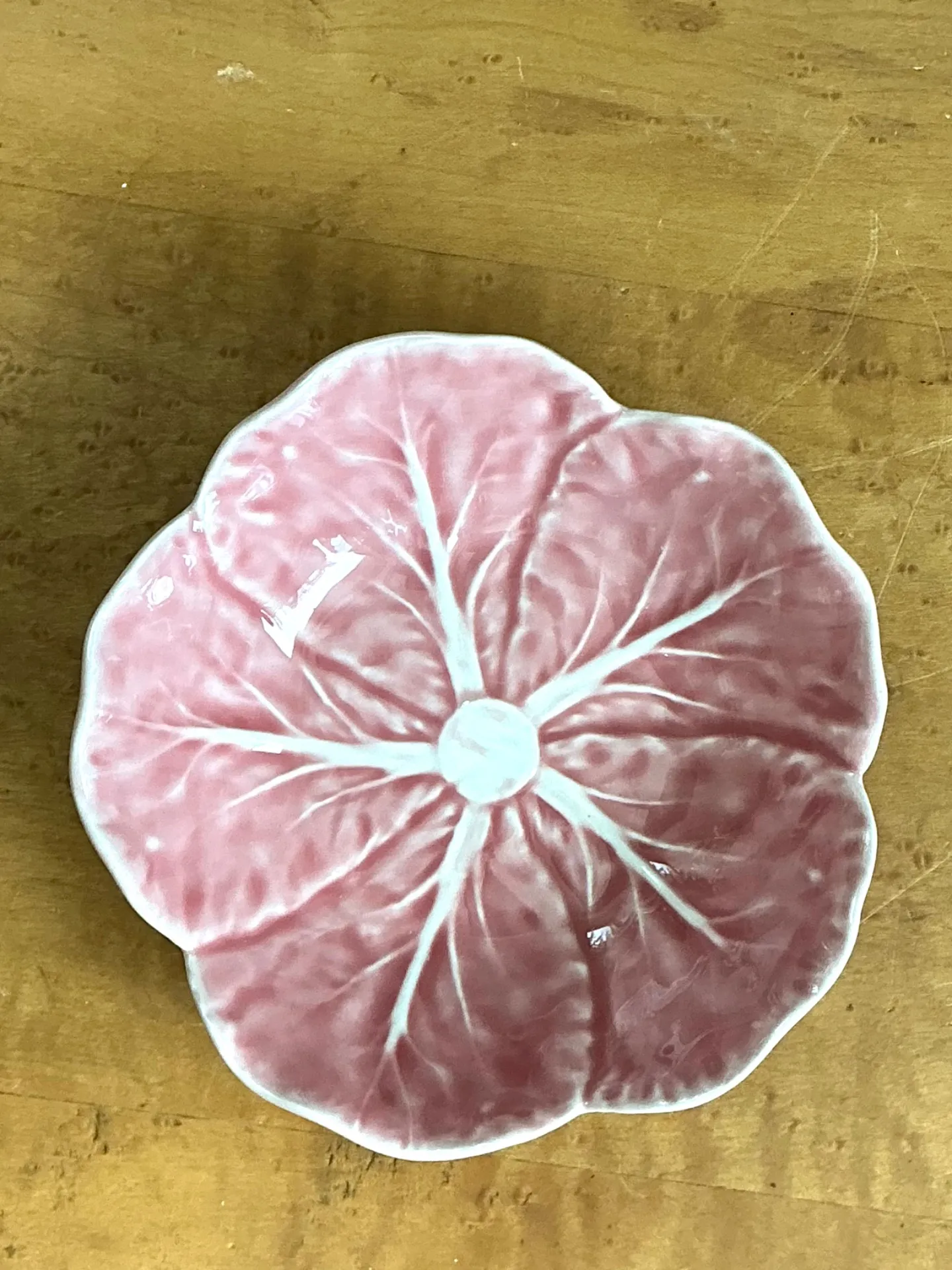 Vintage Bordallo Pinheiro Pink Cabbage Leaf Ceramic Bowls - Set of 6 - Ceramic, 6.75W x 2.5H — additional photo 2