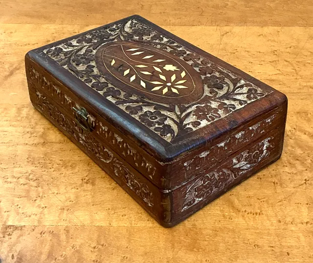 Vintage Inlaid Wood Trinket Box — additional photo 6