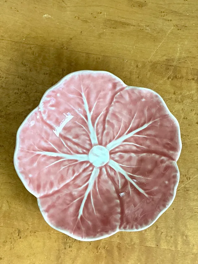 Vintage Bordallo Pinheiro Pink Cabbage Leaf Ceramic Bowls - Set of 6 - Ceramic, 6.75W x 2.5H — additional photo 1