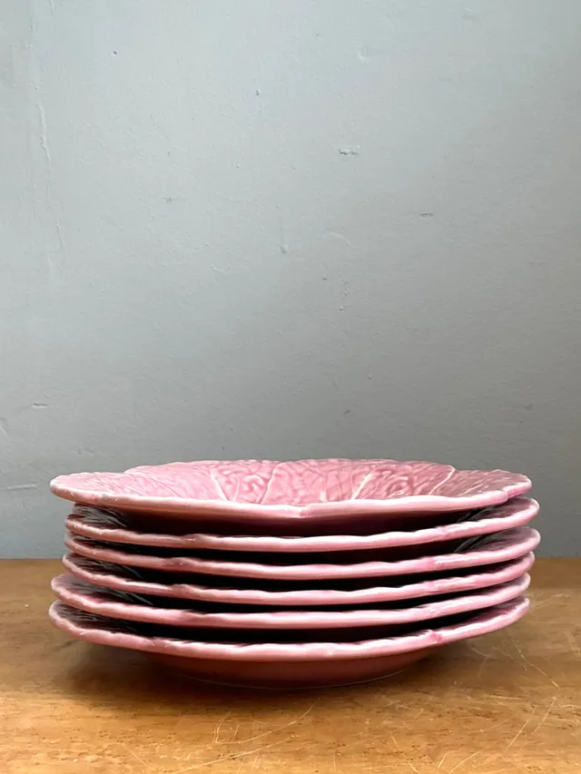 Vintage Bordallo Pinheiro Pink Cabbage Leaf Plates - Set of 6 — additional photo 8