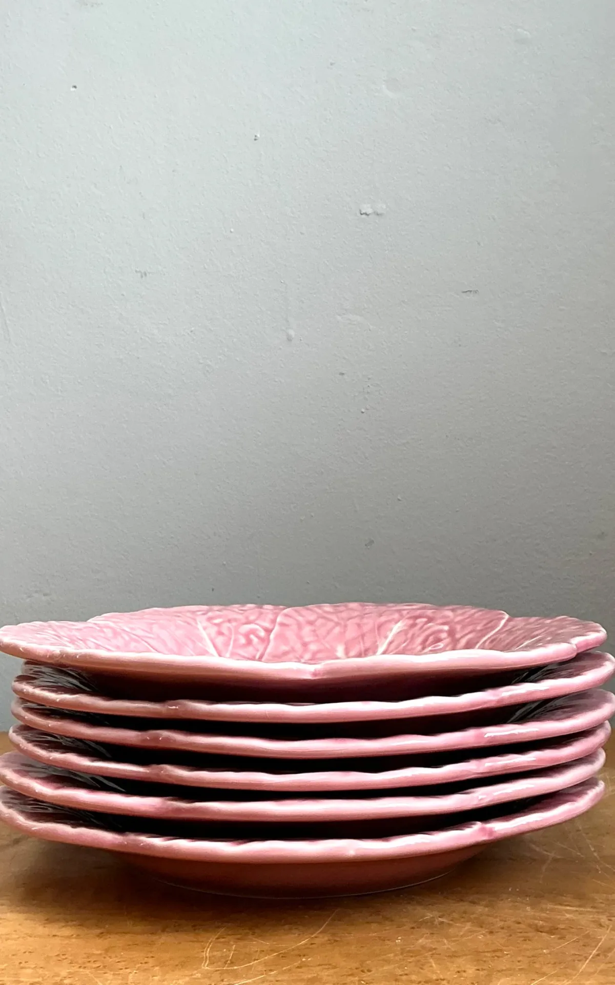 Vintage Bordallo Pinheiro Pink Cabbage Leaf Plates - Set of 6 — additional photo 5
