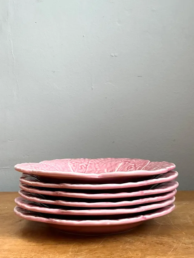 Vintage Bordallo Pinheiro Pink Cabbage Leaf Plates - Set of 6 — additional photo 5