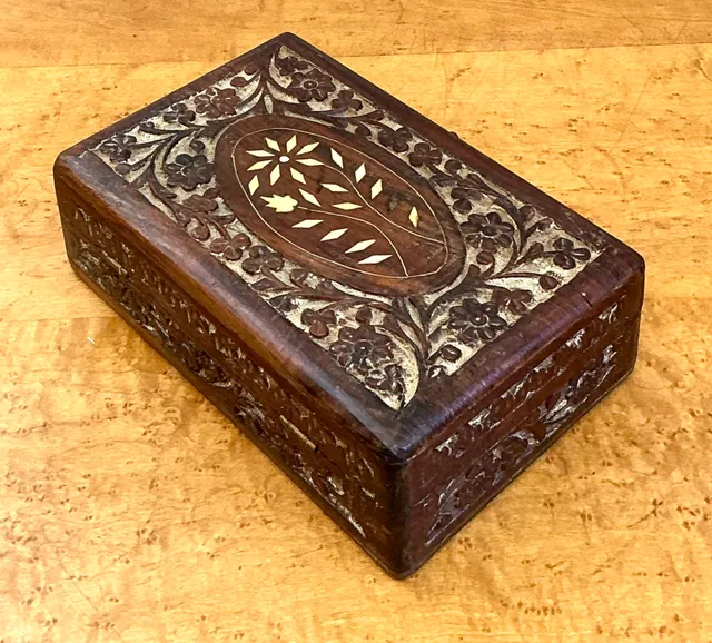 Vintage Inlaid Wood Trinket Box — additional photo 5