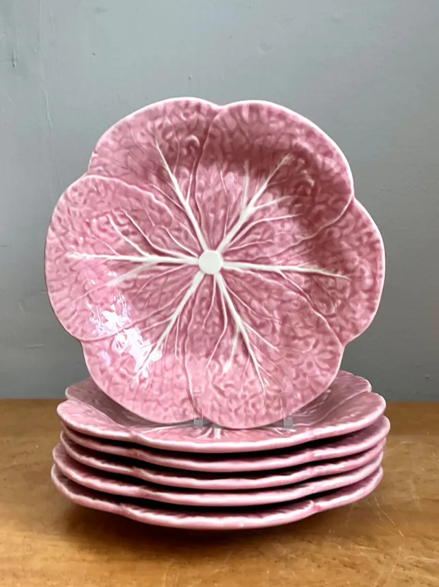 Vintage Bordallo Pinheiro Pink Cabbage Leaf Plates - Set of 6 — additional photo 4