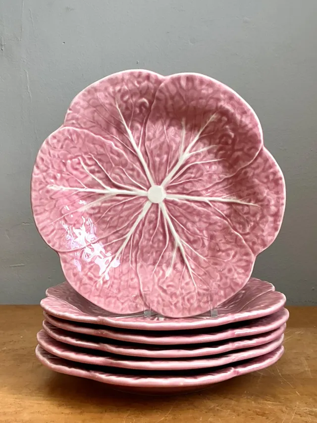 Vintage Bordallo Pinheiro Pink Cabbage Leaf Plates - Set of 6 — additional photo 6