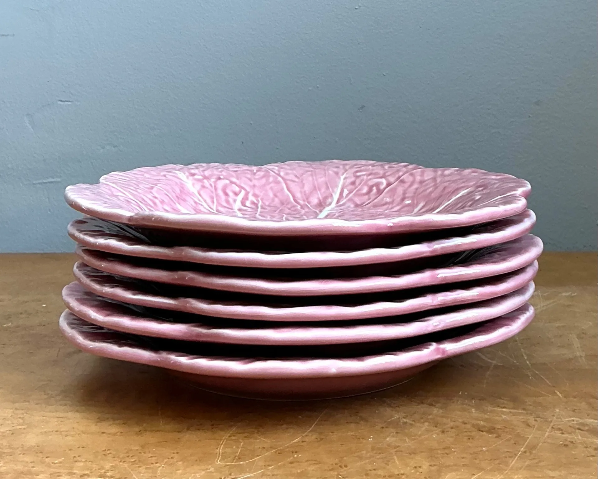 Vintage Bordallo Pinheiro Pink Cabbage Leaf Plates - Set of 4 — additional photo 6
