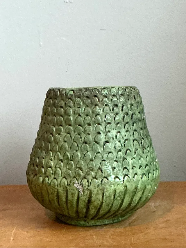 Vintage Green Textured Ceramic Vase — additional photo 4