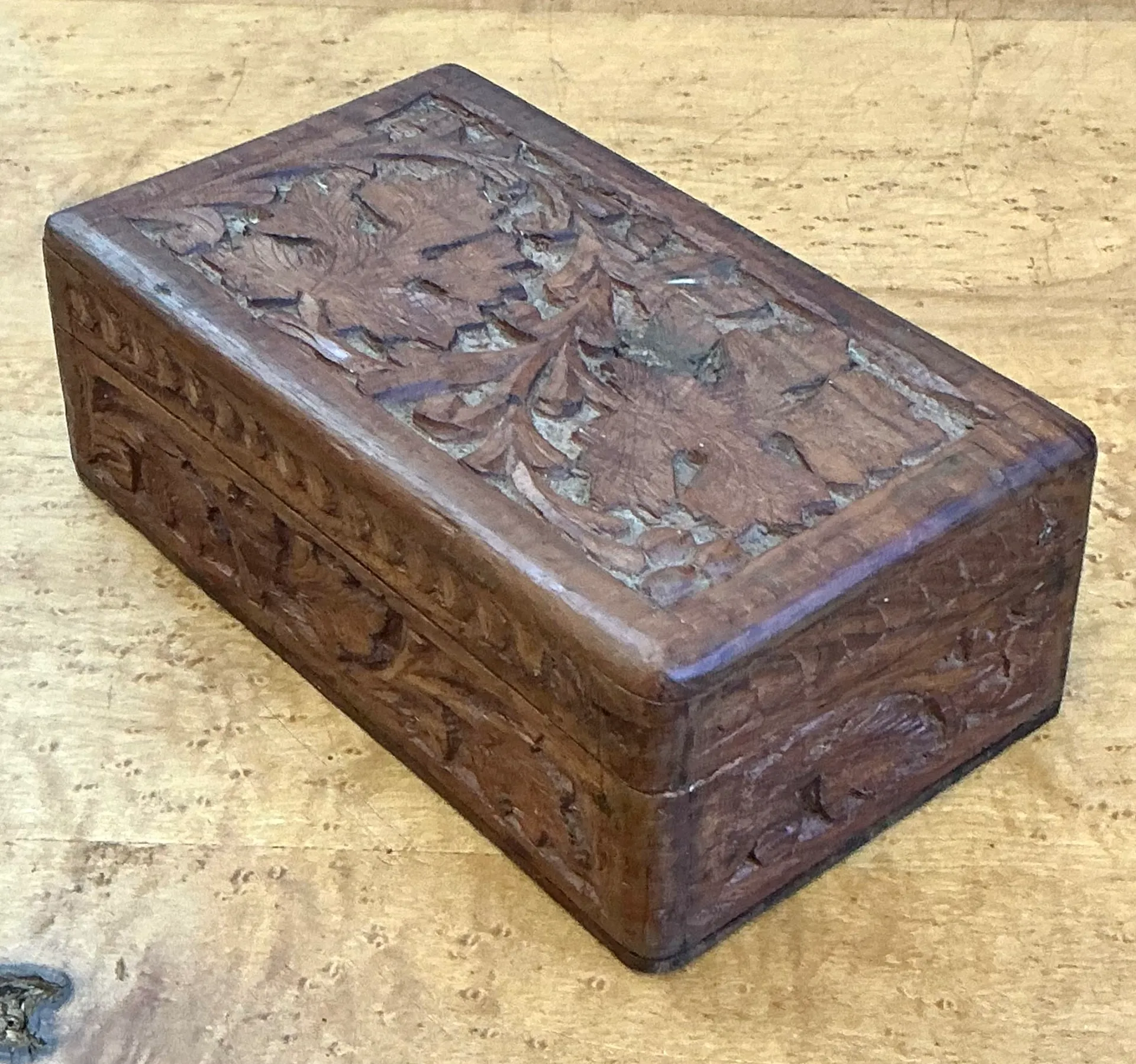 Vintage Carved Wood Trinket Box — additional photo 5