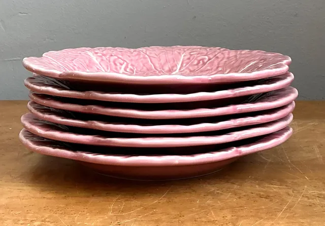 Vintage Bordallo Pinheiro Pink Cabbage Leaf Plates - Set of 4 — additional photo 4