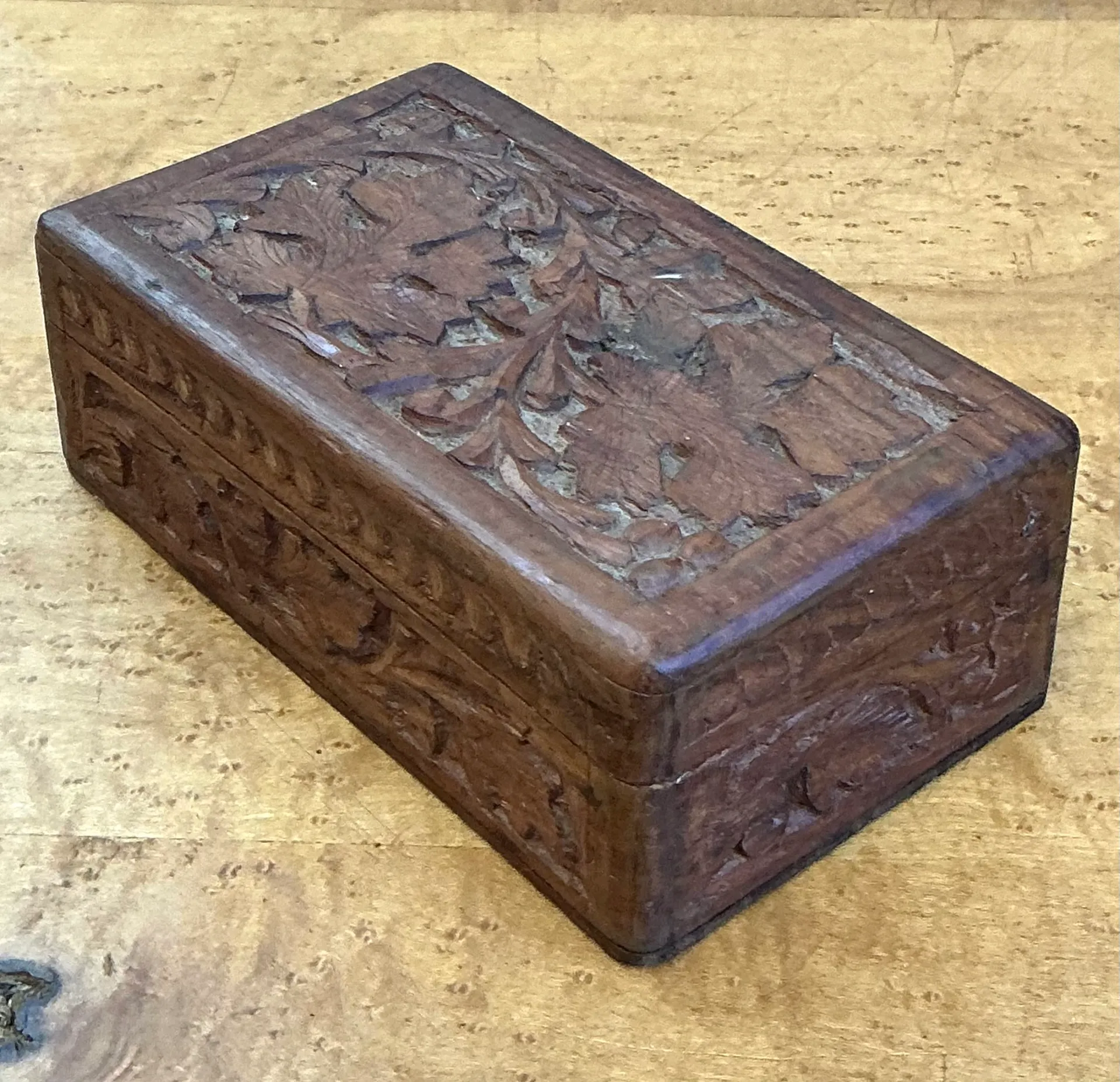 Vintage Carved Wood Trinket Box — additional photo 4