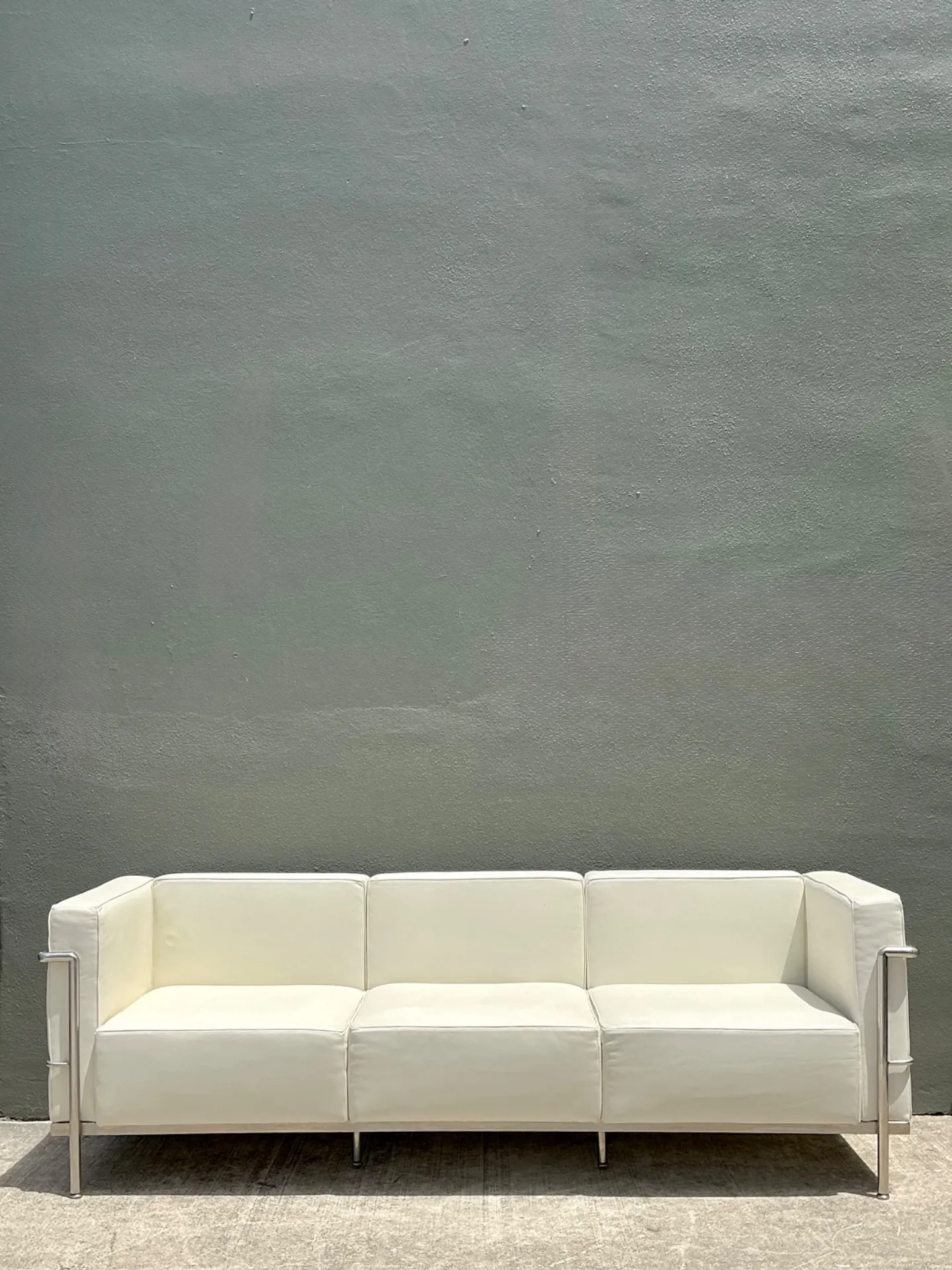 Vintage Chrome Frame Sofa After Le Corbusier — additional photo 5