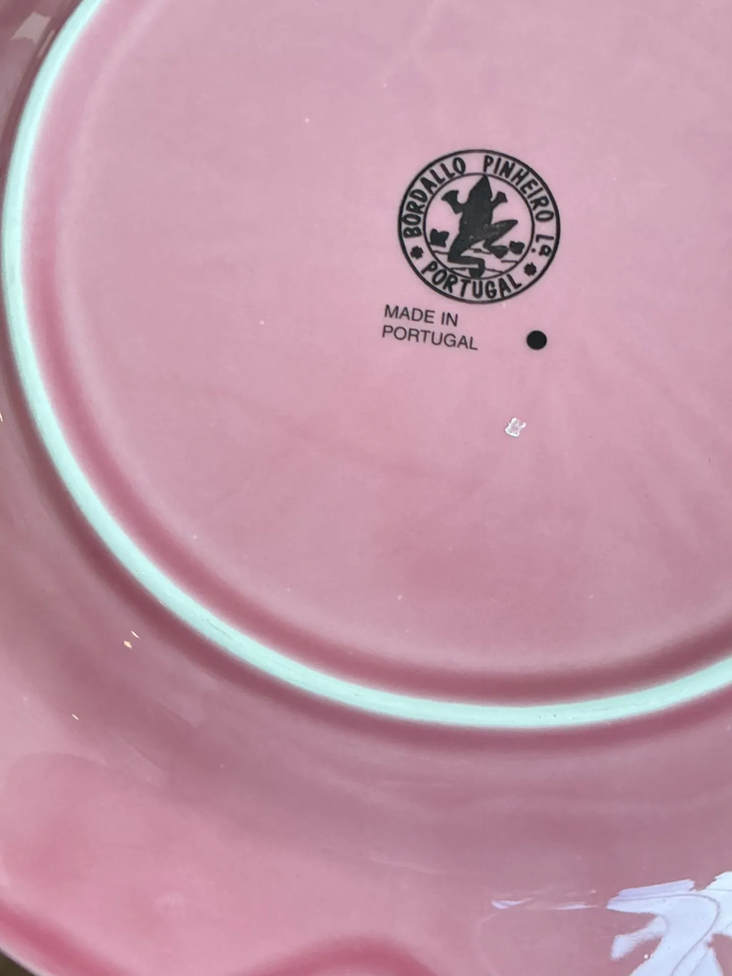 Vintage Bordallo Pinheiro Pink Cabbage Leaf Plates - Set of 4 — additional photo 5