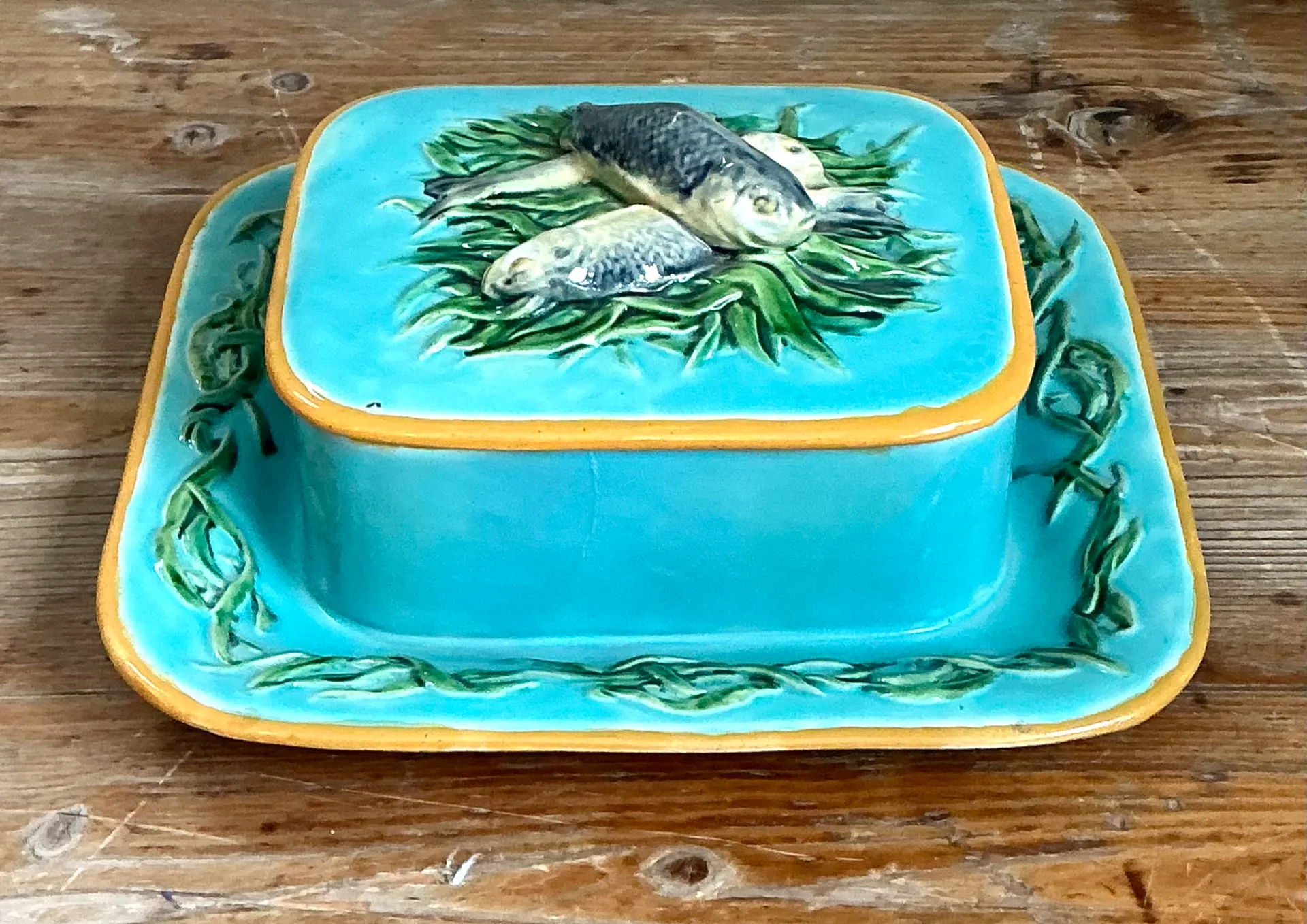 George Jones Majolica Ceramic Covered Dish With Fish Motif — additional photo 5