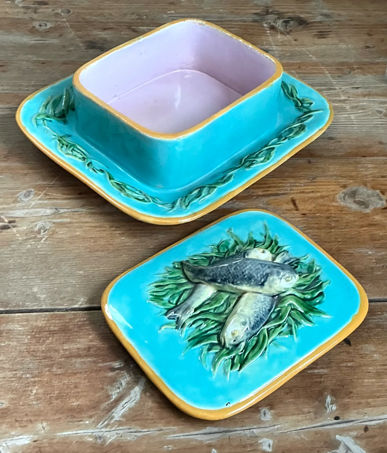 George Jones Majolica Ceramic Covered Dish With Fish Motif — additional photo 4