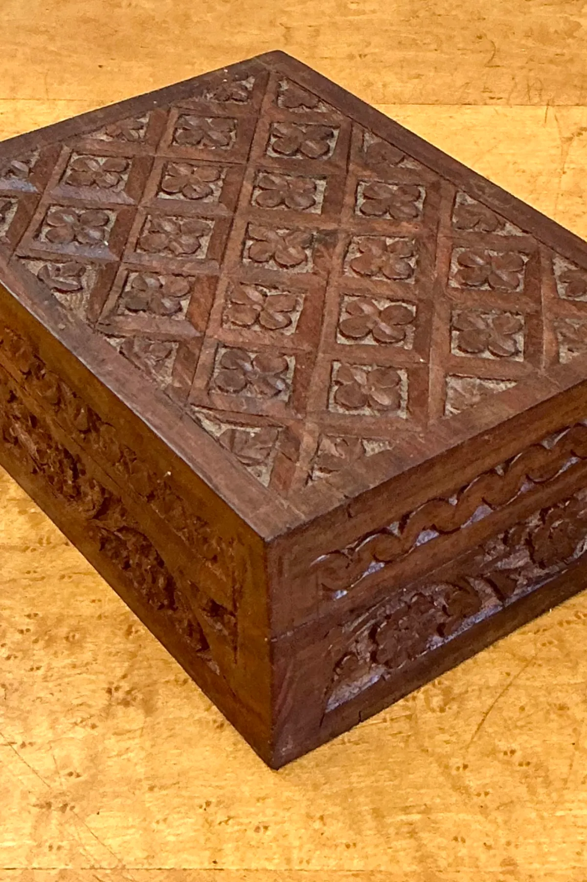 Vintage Carved Wood Trinket Box — additional photo 5