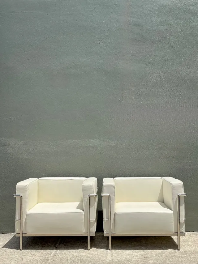 Vintage Chrome Frame Lounge Chairs After Corbusier - A Pair — additional photo 7