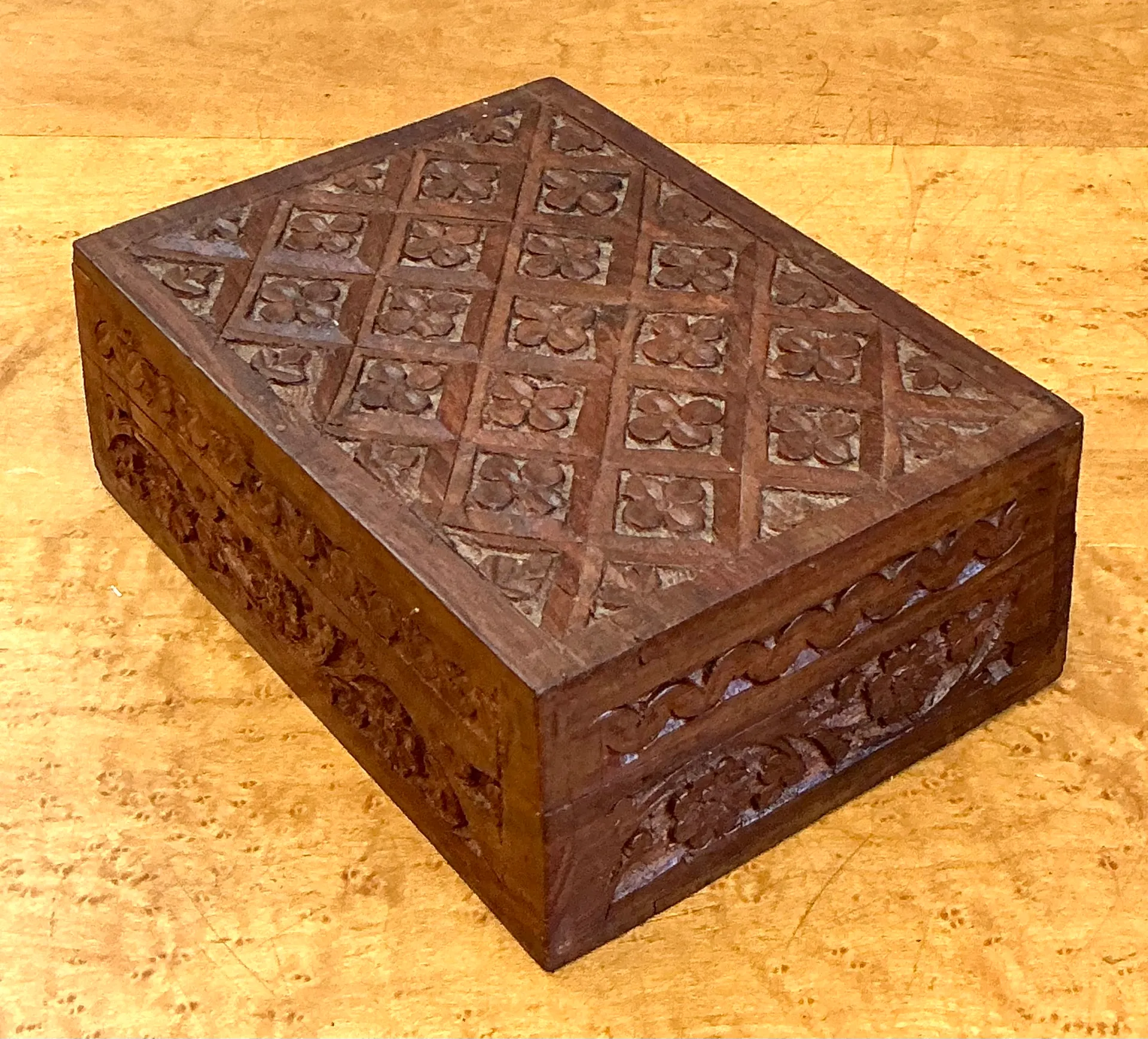 Vintage Carved Wood Trinket Box — additional photo 7