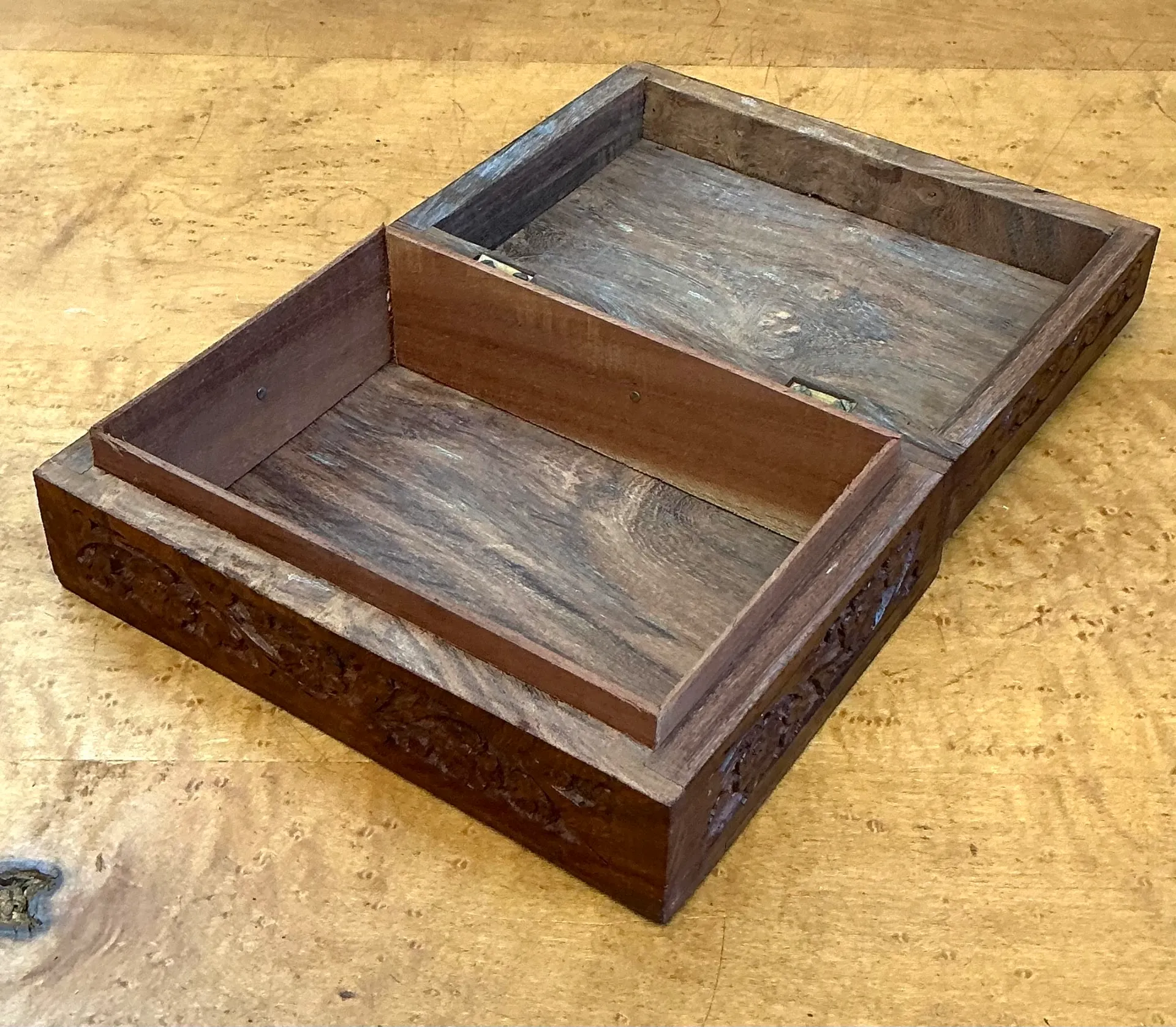 Vintage Carved Wood Trinket Box — additional photo 4