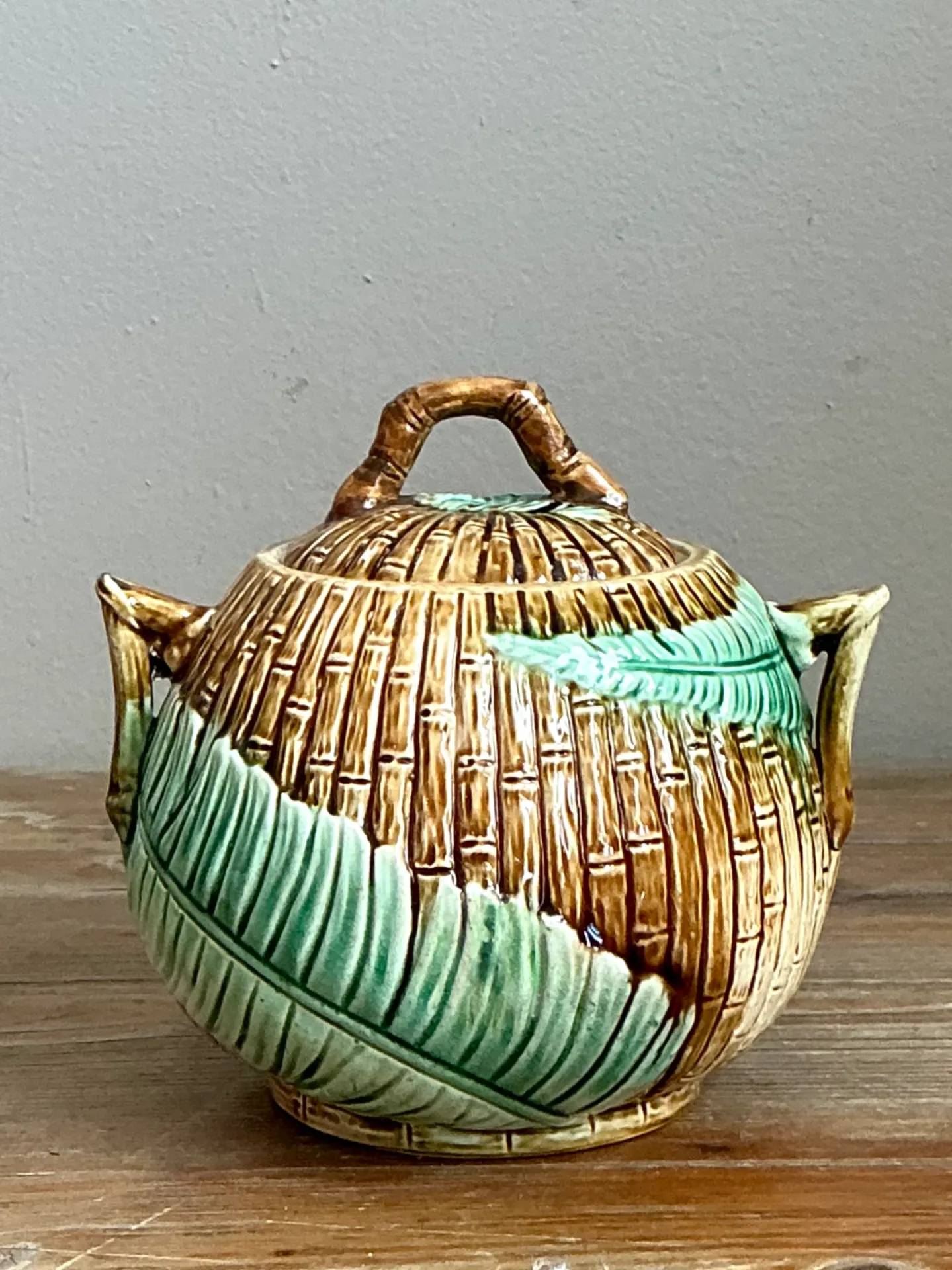 Vintage Majolica Bamboo and Leaf Lidded Bowl — additional photo 6