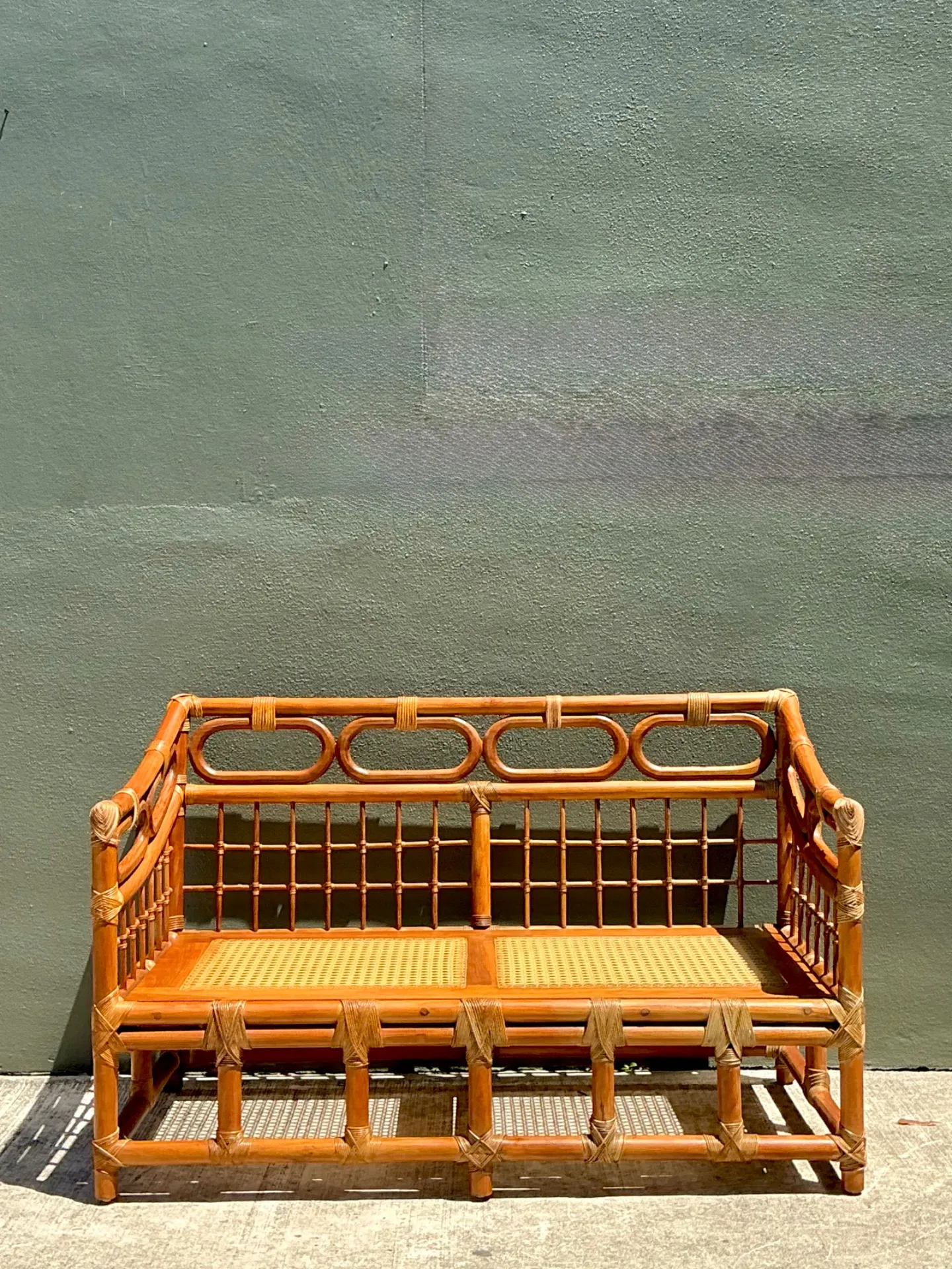 Vintage Loop Rattan Loveseat — additional photo 6