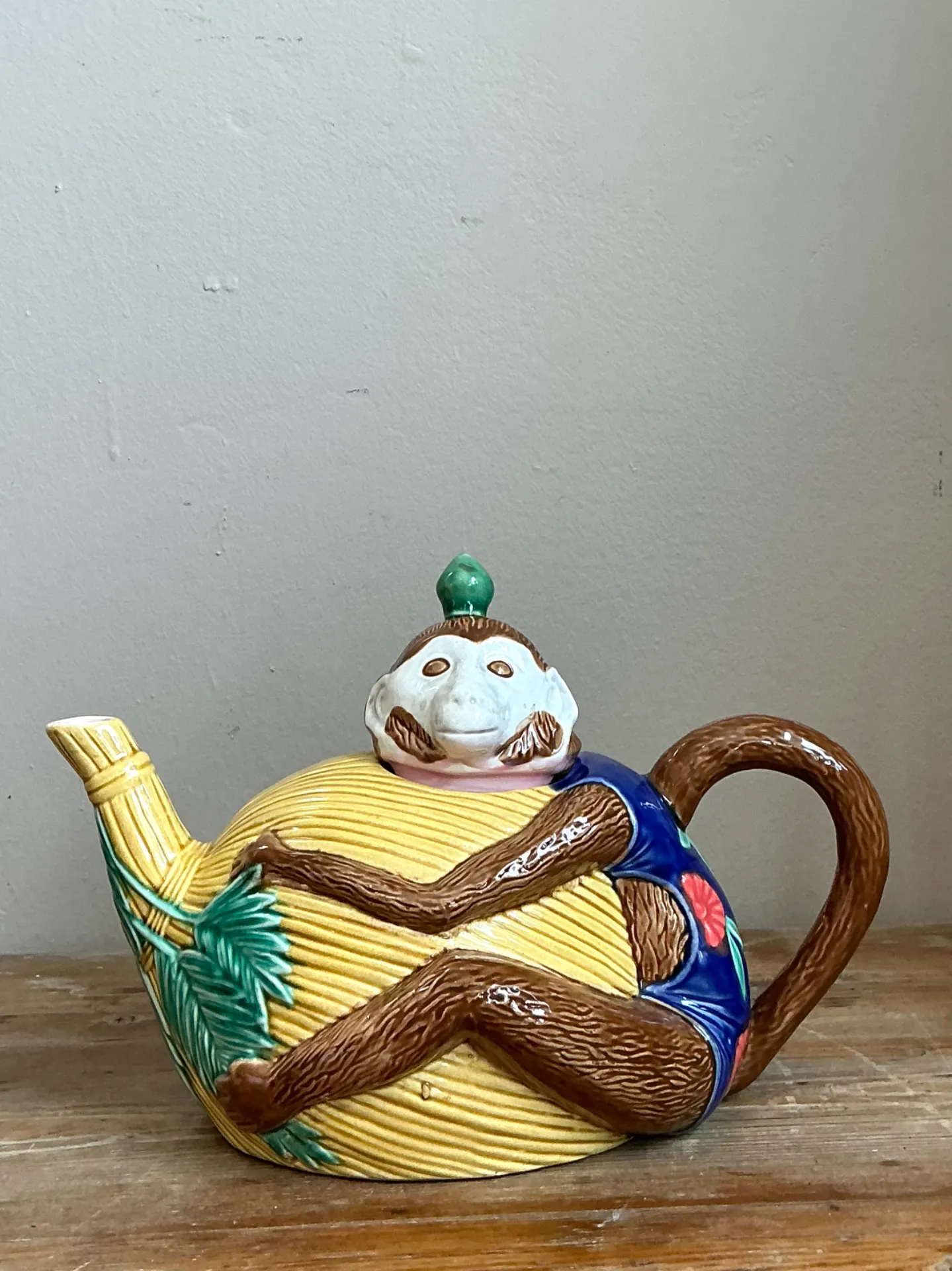 Vintage Hand-Painted Glazed Ceramic Monkey Teapot — additional photo 7