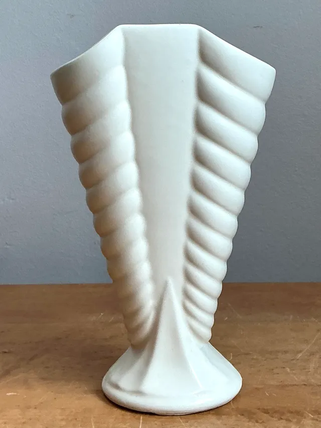 Vintage Matte Glaze Ribbed Ceramic Vase — additional photo 6