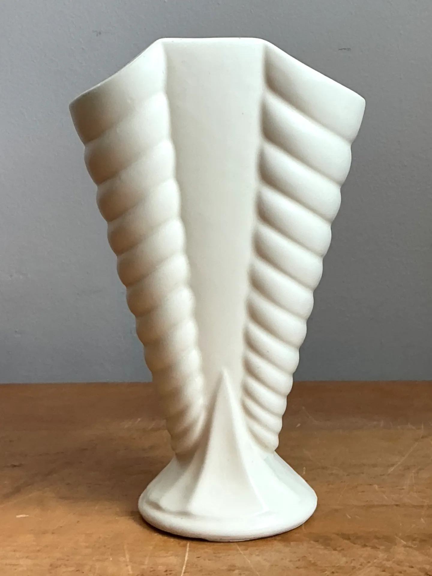 Vintage Matte Glaze Ribbed Ceramic Vase — additional photo 7