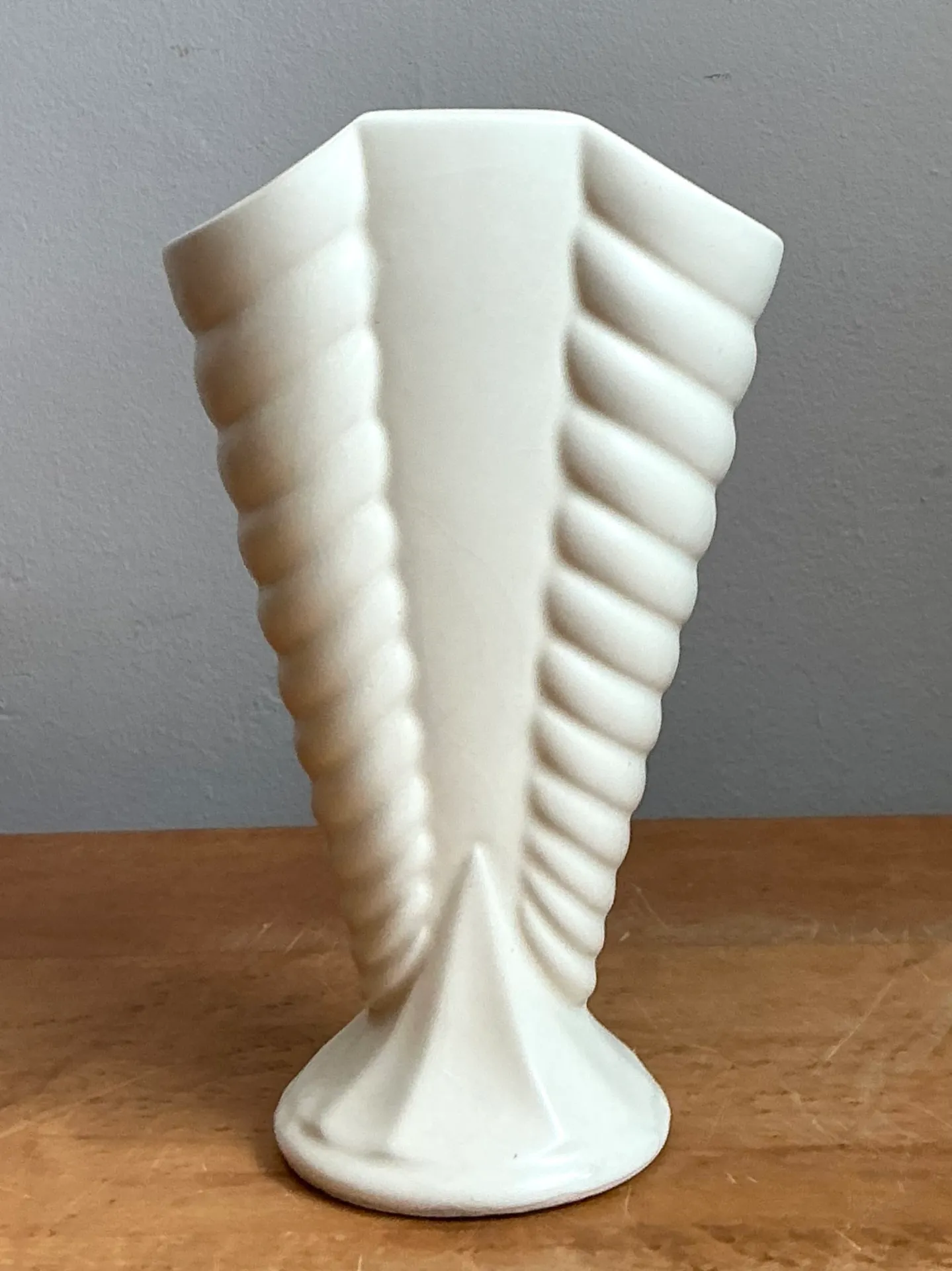 Vintage Matte Glaze Ribbed Ceramic Vase — additional photo 3