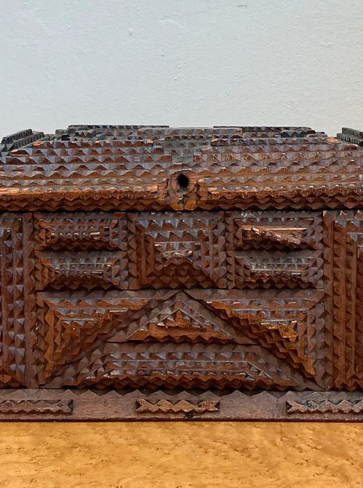 Vintage Tramp Art Wood  Box — additional photo 5
