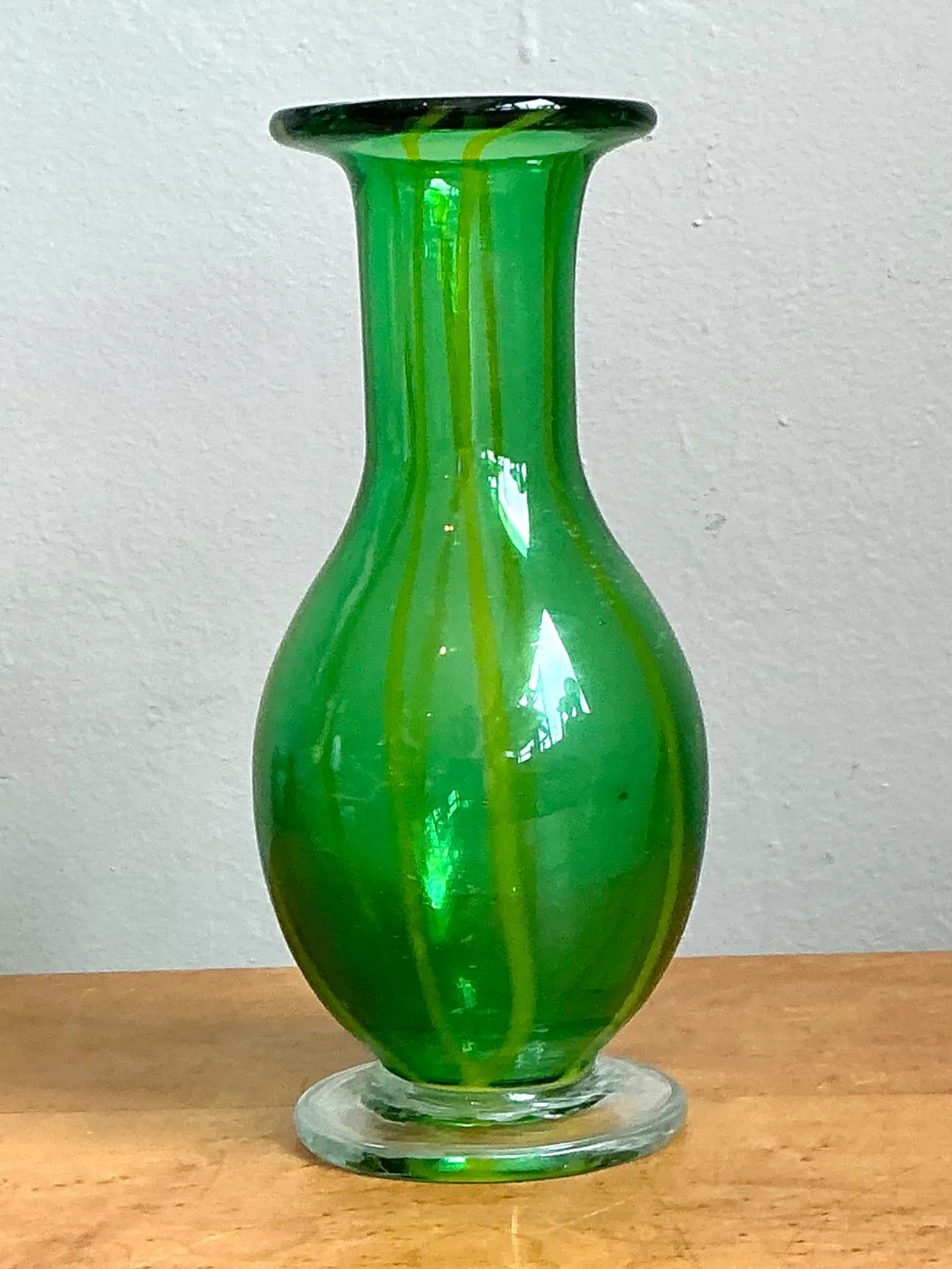 Vintage Italian Striped Green Glass Vase — additional photo 6
