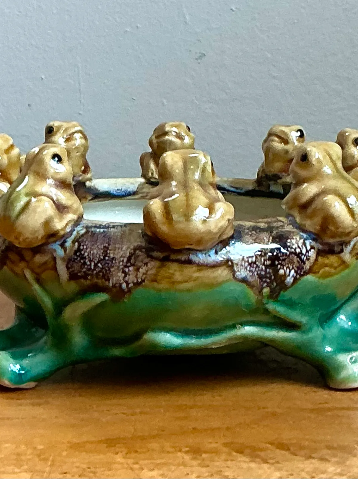 Vintage Green and Brown Frog Ceramic Dish — additional photo 3