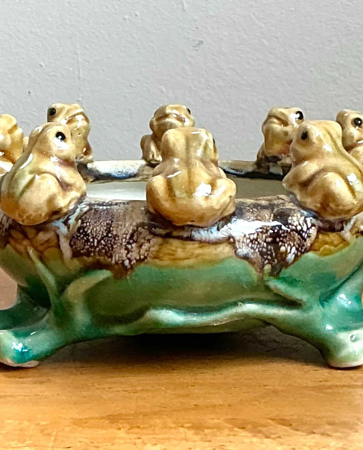 Vintage Green and Brown Frog Ceramic Dish — additional photo 7