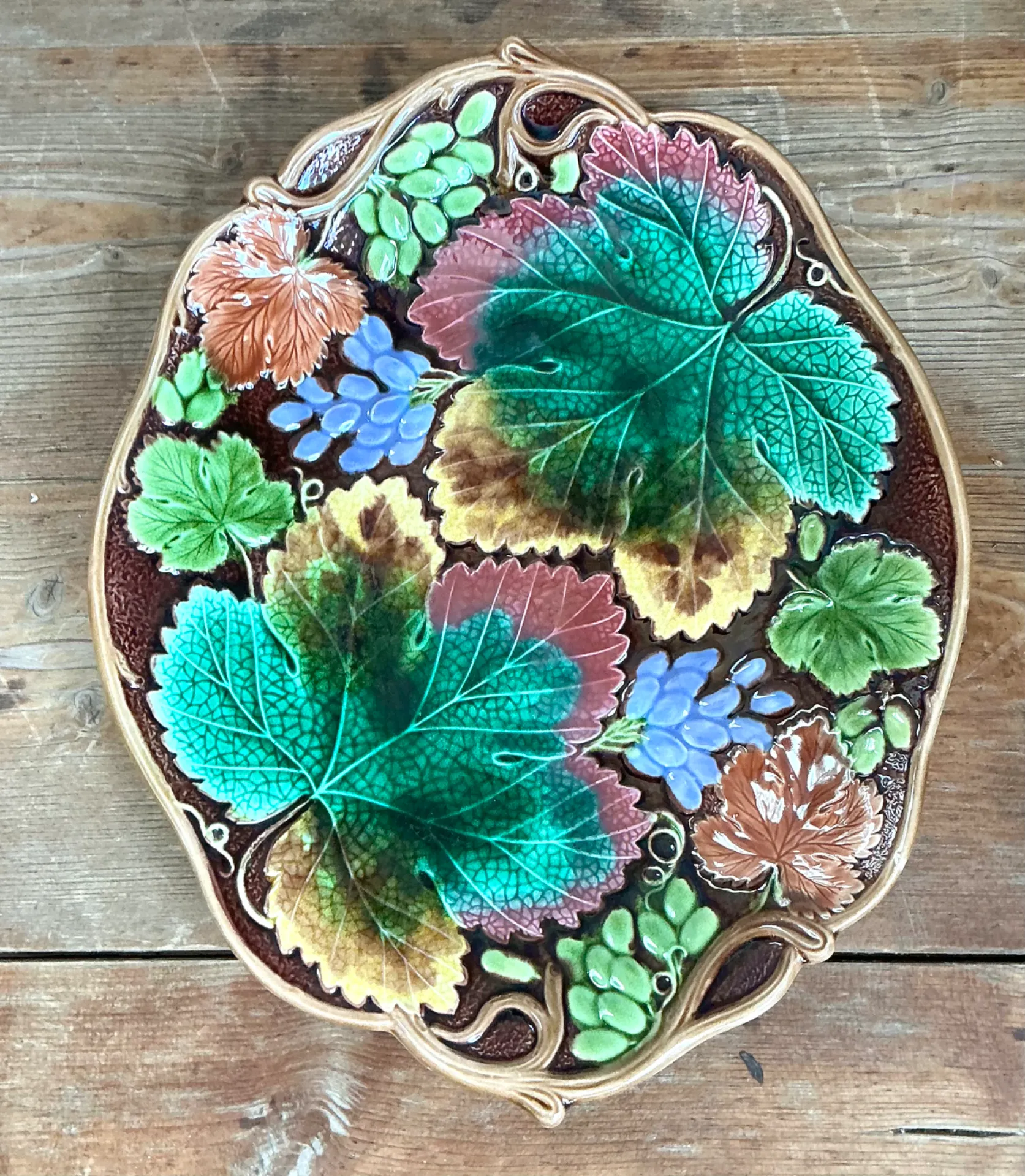 George Jones Majolica Leaf and Grape Platter — additional photo 4