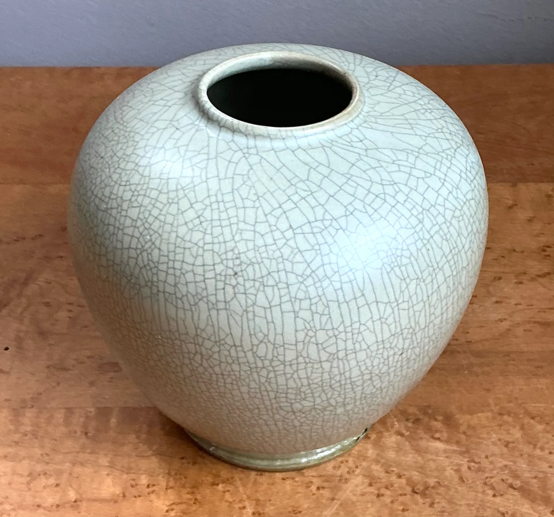 Vintage Celedon Crackle Glazed Ceramic Vase — additional photo 5