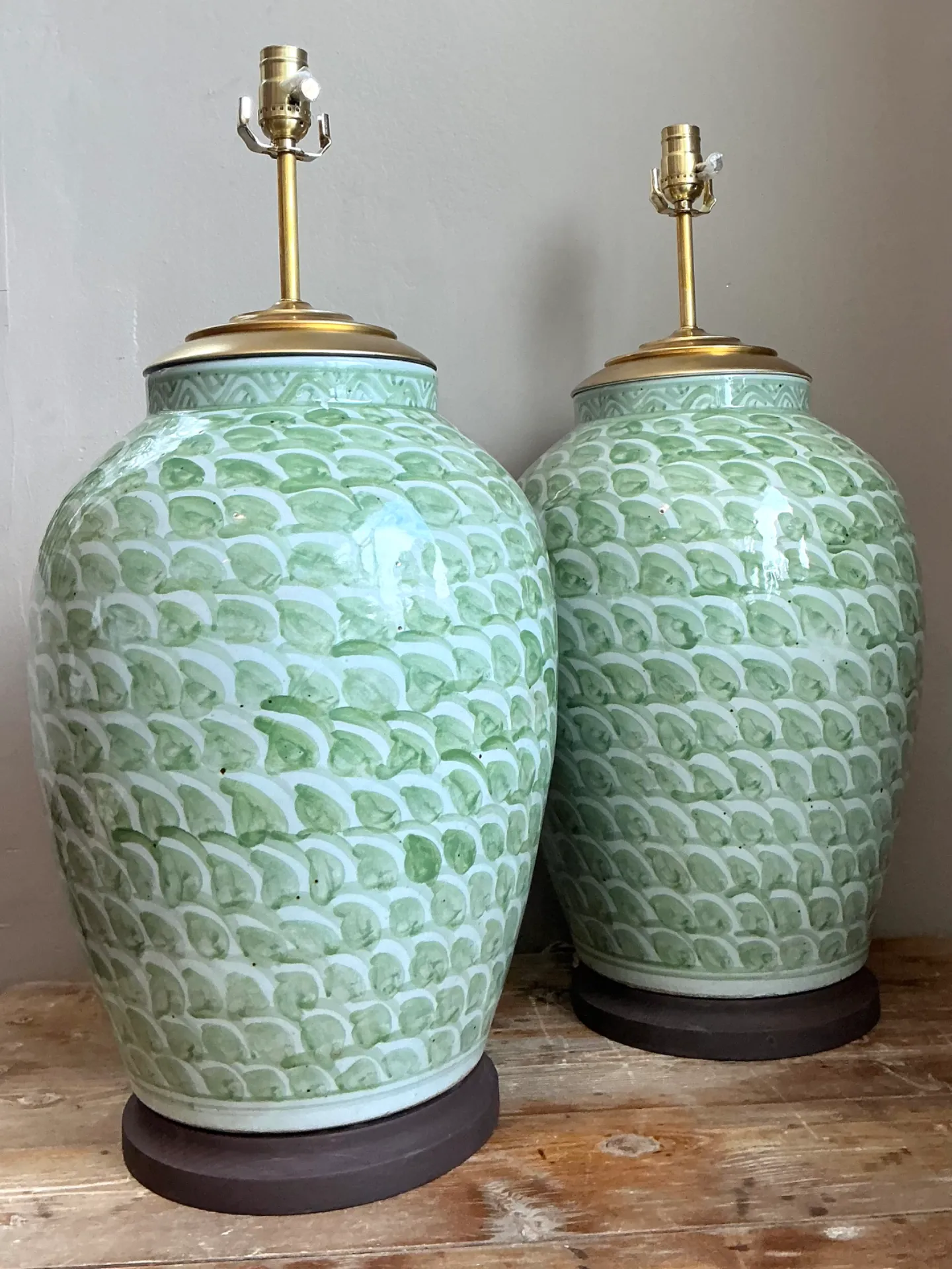 Vintage Monumental Scalloped Green Ceramic Lamps - Pair — additional photo 2