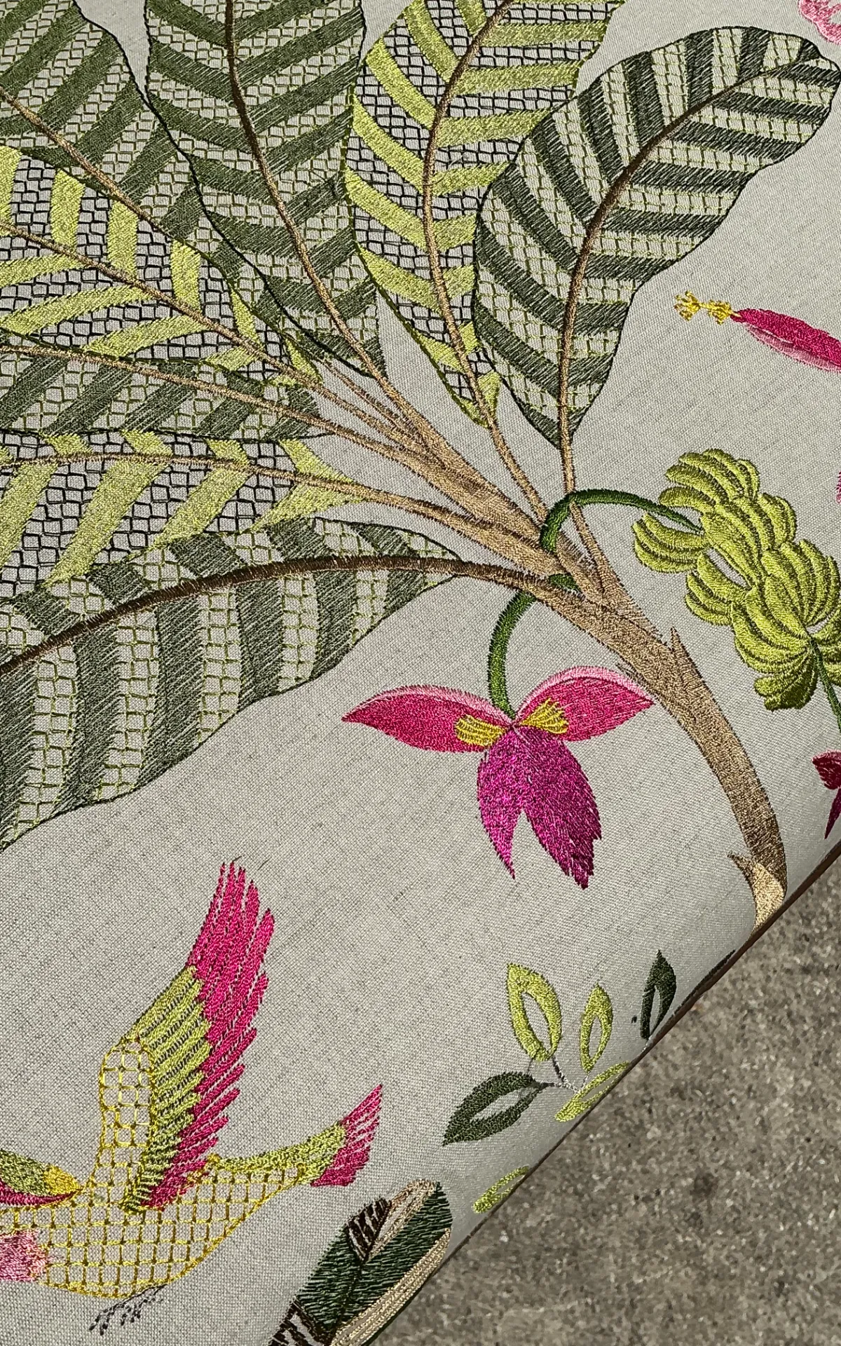 Vintage Carved Wood Settee with Embroidered Botanical Upholstery — additional photo 8