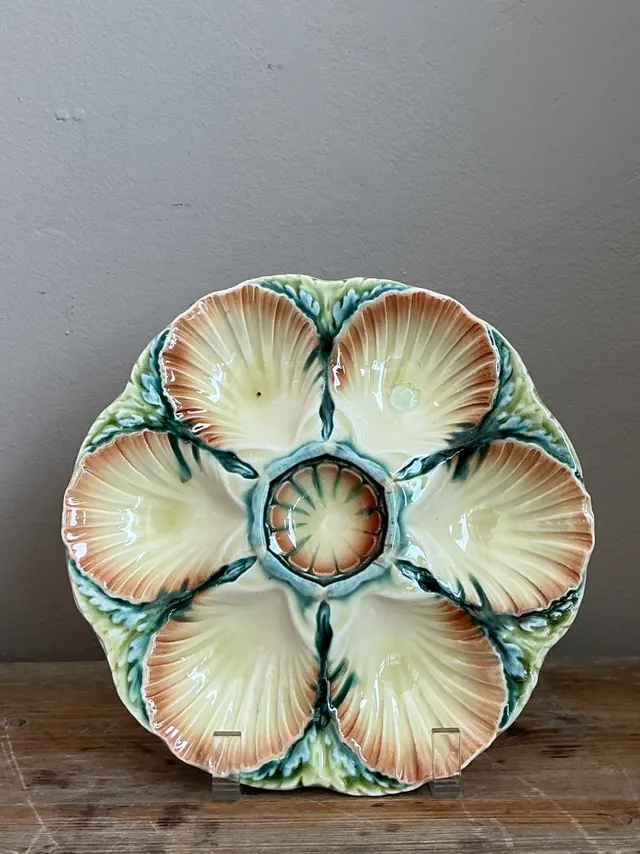 Vintage Sarreguemines Majolica Shell and Leaf Oyster Plate — additional photo 5