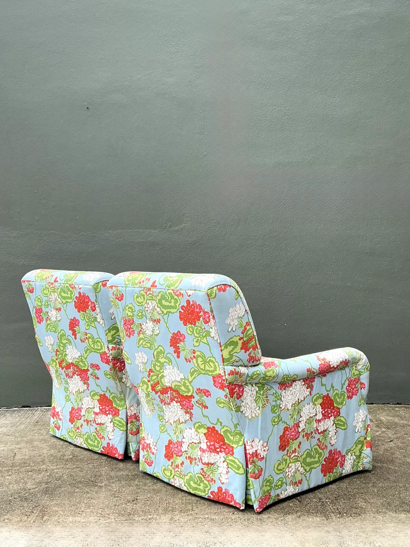 Vintage Floral Upholstered Armchairs - Pair — additional photo 2