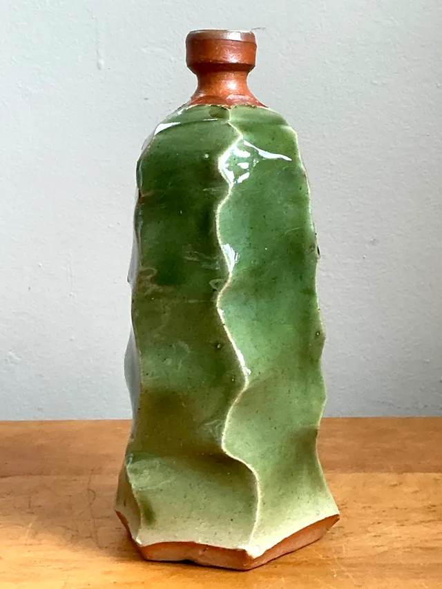 Vintage Green Sculptural Ceramic Vase — additional photo 7